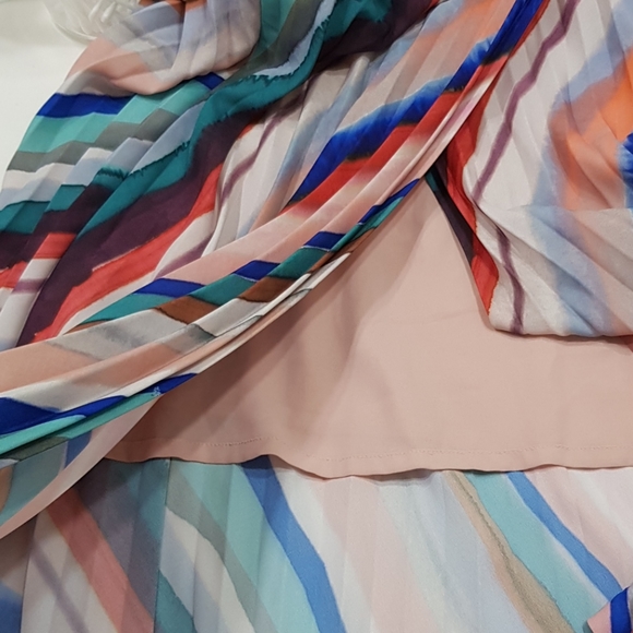H&M multi striped maxi skirt - Picture 4 of 6